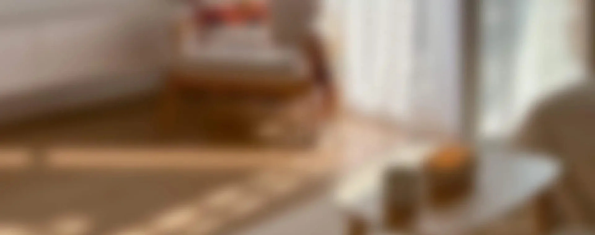 konferenční stolek