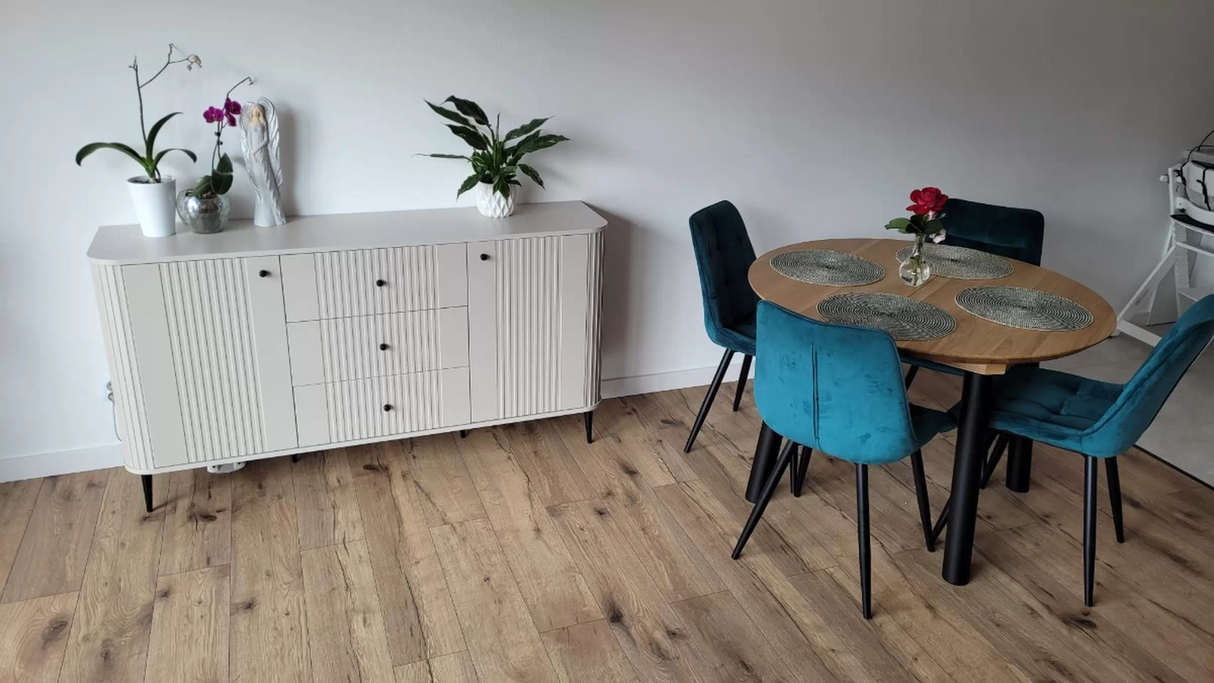 Client Image 810